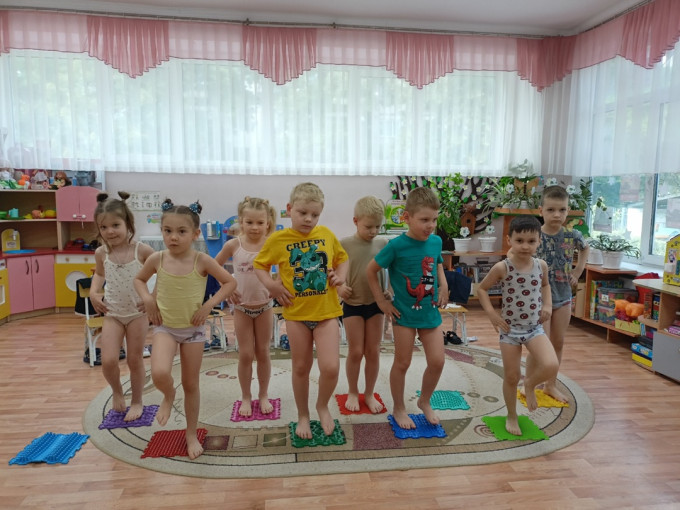🤸«Гимнастика после сна» 🤸🏻♂️ 🤸«Гимнастика после сна» 🤸🏻♂️.